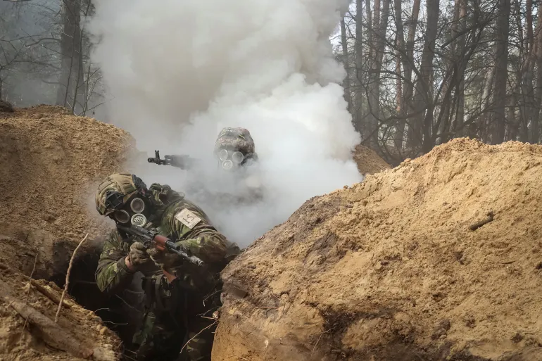 Rússia quebra todas as regras: armas químicas viram tática oficial na guerra contra a Ucrânia