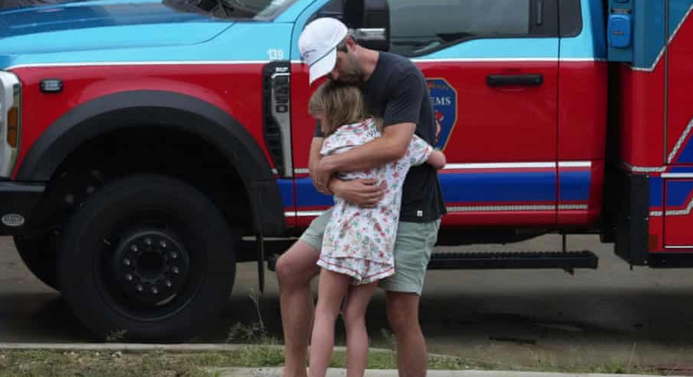 Tragédia no Texas: 13 mortos e cerca de 20 meninas desaparecidas em tradicional acampamento cristão, após enchente